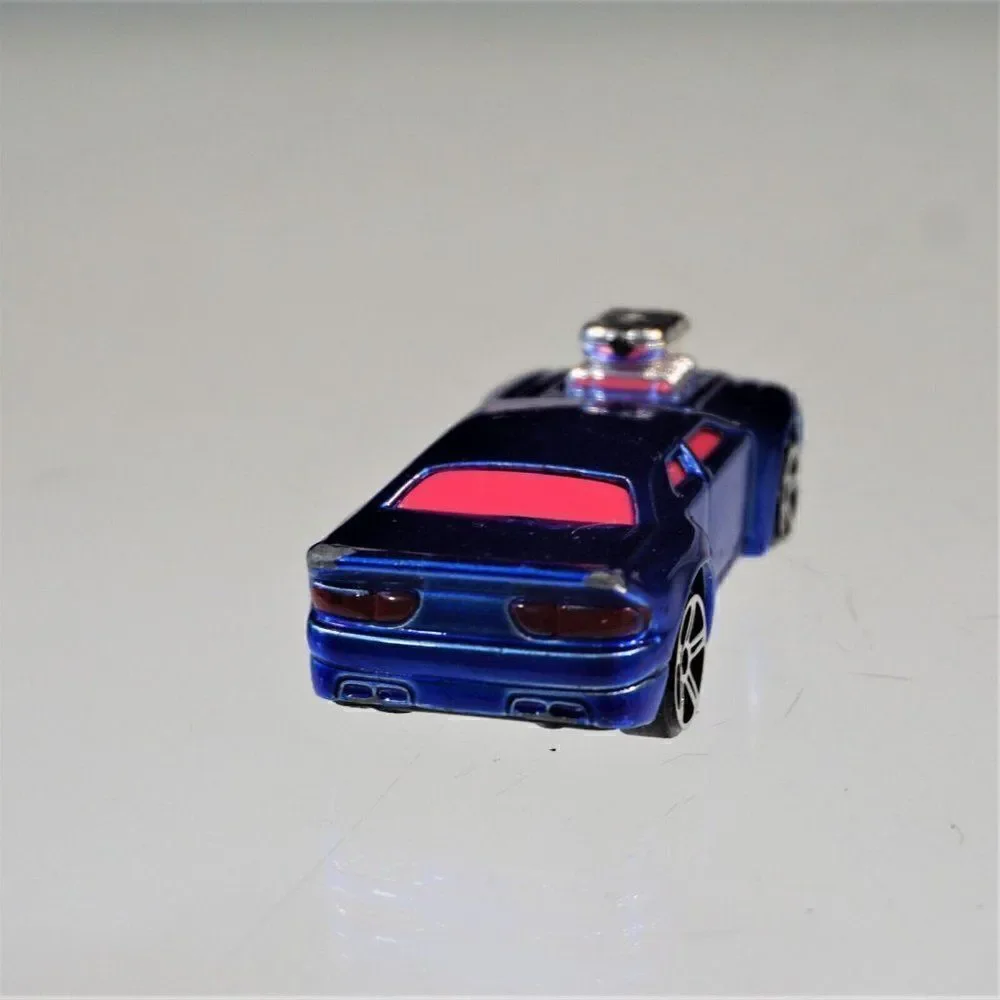 Maisto Whiplash Fresh Metal Die-cast 1:64 Car Blue & Orange Loose